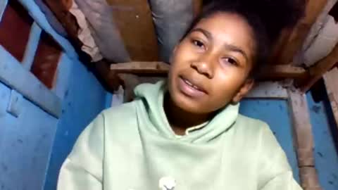 loveyou751 online show from 04/16/26, 04:35