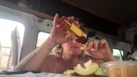 StacyMaeWish online show from 03/04/25, 11:32