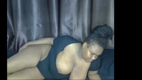 loveytiana online show from 12/04/25, 12:31