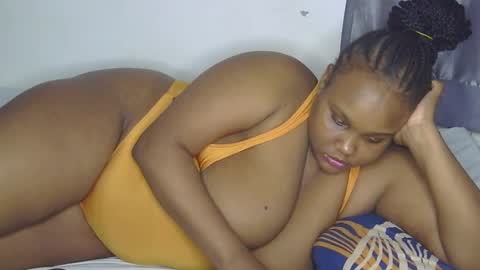 loveytiana online show from 04/23/26, 01:46