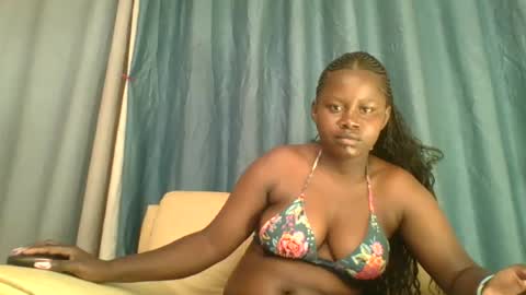 loviett online show from 06/15/26, 04:04