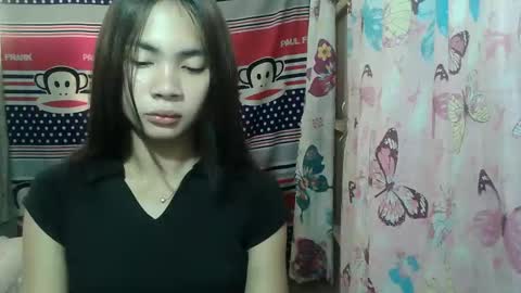 Snapshot of loving_rhean chatting on 05/27/26, 02:41 loving_rhean online show from 05/27/26, 02:41