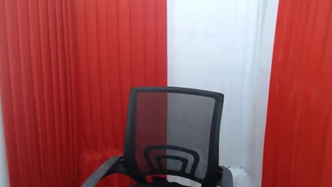 Scarlet online show from 02/03/26, 01:59