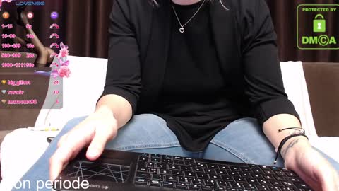 Antonia online show from 01/28/25, 10:12