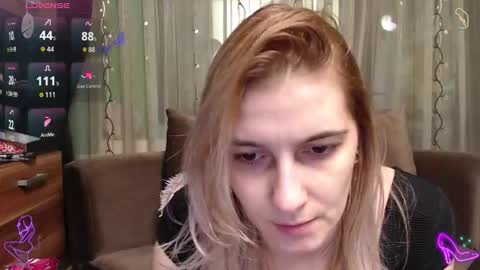 Antonia online show from 11/24/25, 07:08