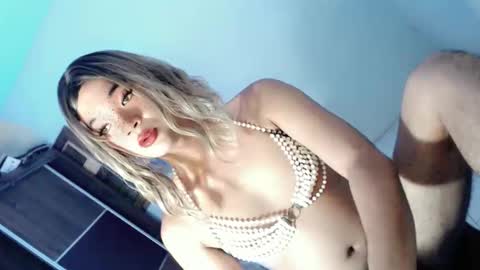 Lovingmonaru969 online show from 10/02/25, 02:24