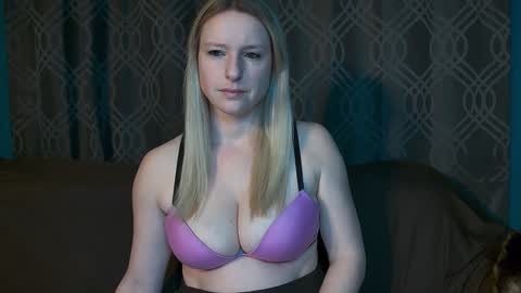 Summer online show from 02/17/26, 02:52