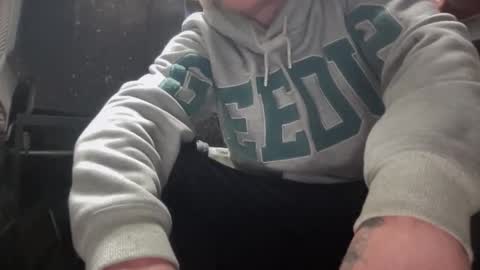 lowkey42011 online show from 09/30/25, 12:10