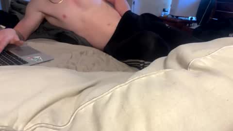 lowkey42011 online show from 11/23/25, 03:28