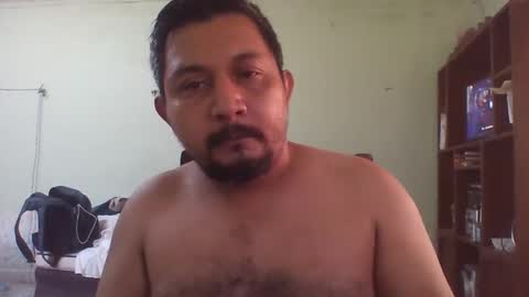 Snapshot of lpmauriciosantamaria chatting on 05/02/26, 01:38 lpmauriciosantamaria online show from 05/02/26, 01:38