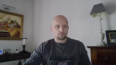 Snapshot of lrda49 chatting on 01/27/25, 02:57 Espigle online show from 01/27/25, 02:57