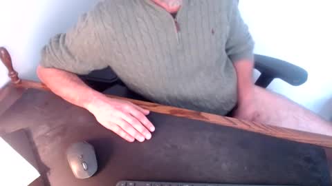 Snapshot of lreed090 chatting on 02/13/25, 10:11 lreed090 online show from 02/13/25, 10:11