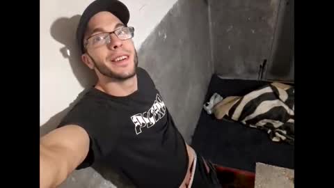 Lshot D online show from 10/17/25, 11:02