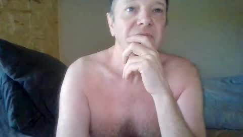 Snapshot of lu485947452685193669 chatting on 05/23/26, 11:36 lu485947452685193669 online show from 05/23/26, 11:36