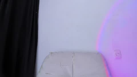 Lucia online show from 06/18/26, 12:44