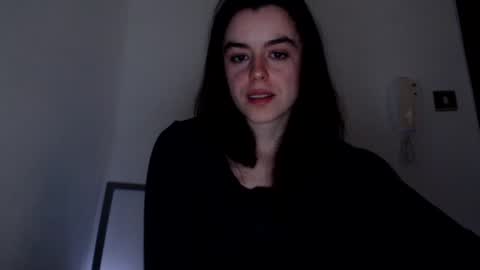 luana online show from 02/16/25, 10:21