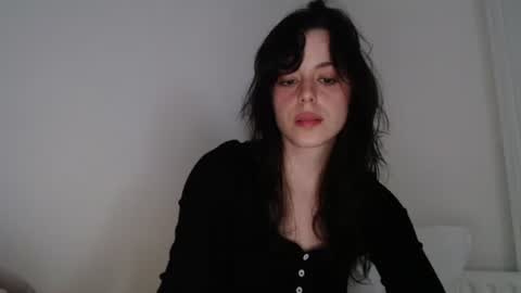 luana online show from 10/02/25, 09:55