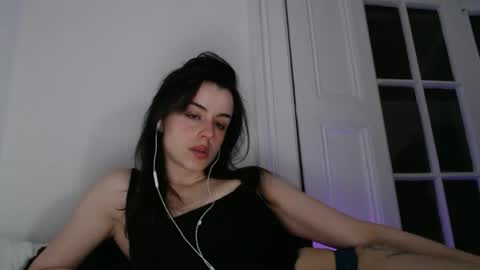 luana online show from 03/29/26, 09:04