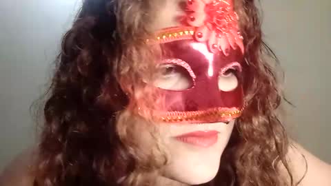 Snapshot of luanapowerful chatting on 01/25/25, 02:15 luanapowerful online show from 01/25/25, 02:15