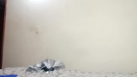 Snapshot of luanapowerful chatting on 03/01/25, 04:15 luanapowerful online show from 03/01/25, 04:15