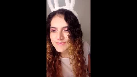 luanapowerful online show from 03/15/26, 10:05