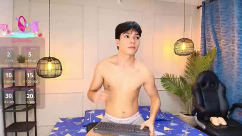 Snapshot of luandy_ chatting on 11/01/25, 08:11 lUAN online show from 11/01/25, 08:11