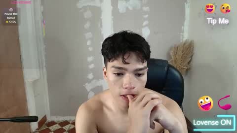 lUAN online show from 06/03/26, 02:33