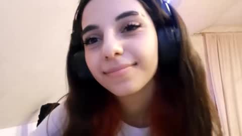 Snapshot of luannmaixner chatting on 12/22/25, 10:34 luannmaixner online show from 12/22/25, 10:34