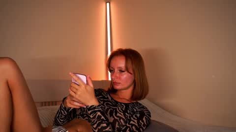 Snapshot of lubafox chatting on 02/18/26, 07:10 Luba online show from 02/18/26, 07:10