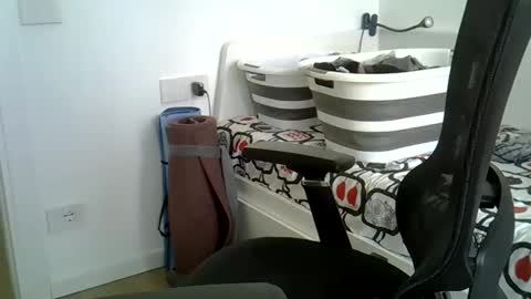 Snapshot of luca2828 chatting on 11/19/25, 10:26 luca2828 online show from 11/19/25, 10:26