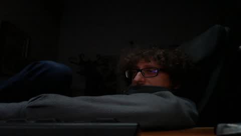 Snapshot of luca78_78 chatting on 12/31/24, 03:31 luca78 online show from 12/31/24, 03:31