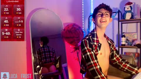 Snapshot of luca_frost chatting on 12/14/25, 11:59 Luca online show from 12/14/25, 11:59