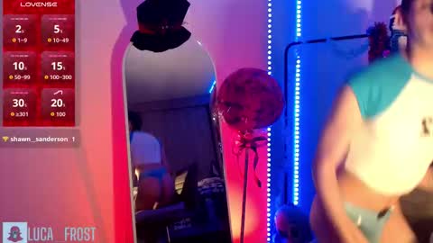 Snapshot of luca_frost chatting on 12/17/25, 02:34 Luca online show from 12/17/25, 02:34