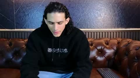 lucaalessi online show from 04/15/26, 01:51