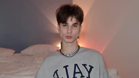 Snapshot of lucacharm chatting on 01/09/25, 05:02 lucacharm online show from 01/09/25, 05:02