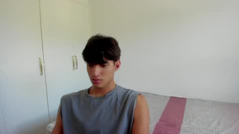 Snapshot of lucacosta19 chatting on 05/24/26, 01:27 lucacosta19 online show from 05/24/26, 01:27