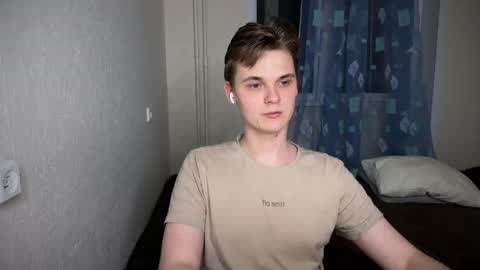 Snapshot of lucas_dany chatting on 12/06/24, 03:08 Lucas Gill online show from 12/06/24, 03:08