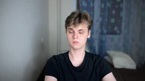 Snapshot of lucas_dany chatting on 12/12/24, 06:21 Lucas Gill online show from 12/12/24, 06:21