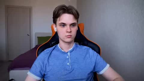 Snapshot of lucas_dany chatting on 03/06/25, 06:19 Lucas Gill online show from 03/06/25, 06:19