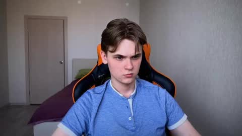 Snapshot of lucas_dany chatting on 03/07/25, 06:24 Lucas Gill online show from 03/07/25, 06:24