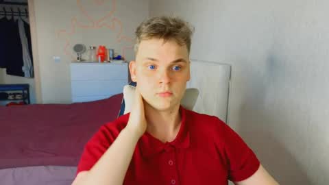 Lucas Gill online show from 05/05/26, 03:42