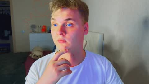 Lucas Gill online show from 05/19/26, 04:24