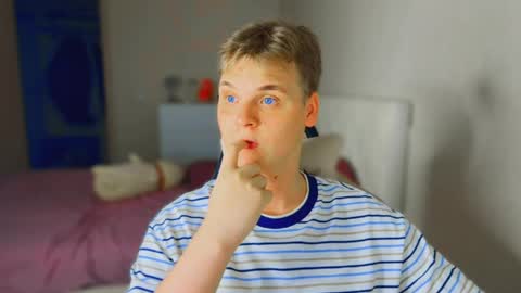 Lucas Gill online show from 05/24/26, 10:15