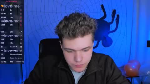 lucas_long_ online show from 10/27/25, 09:46