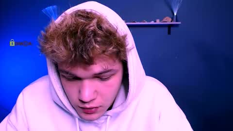 lucas_long_ online show from 12/16/25, 09:58