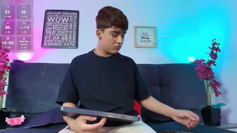 Snapshot of lucas_lovee chatting on 02/22/26, 03:18 Lucas lovee online show from 02/22/26, 03:18