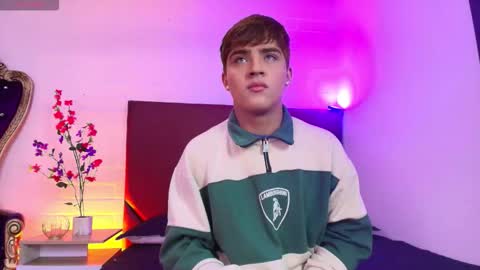 Lucas lovee online show from 03/21/26, 01:16