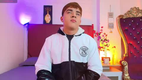 Lucas lovee online show from 04/18/26, 01:04