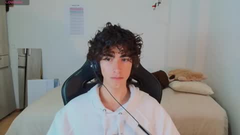 lucas_xo online show from 02/15/26, 01:13