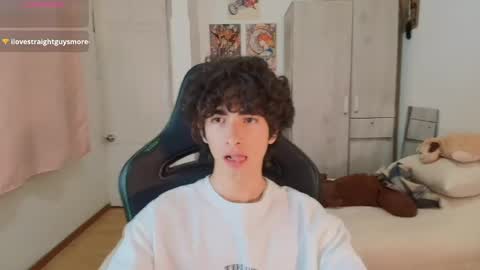 lucas_xo online show from 04/17/26, 05:10